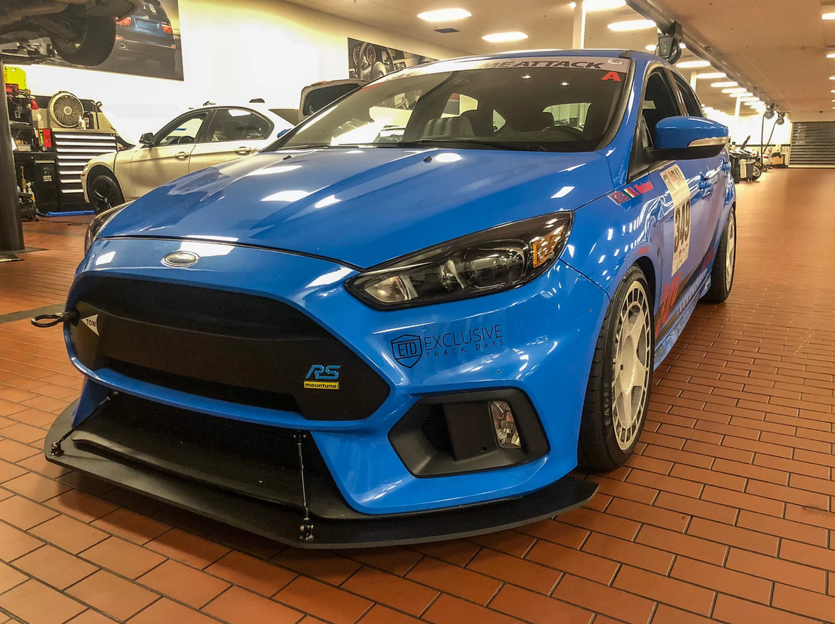 Ford Focus RS Verus Engineering Street Front Splitter