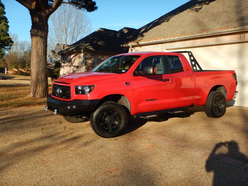 DV8 Offroad 07-13 Toyota Tundra Front Bumper - FBTT2-02