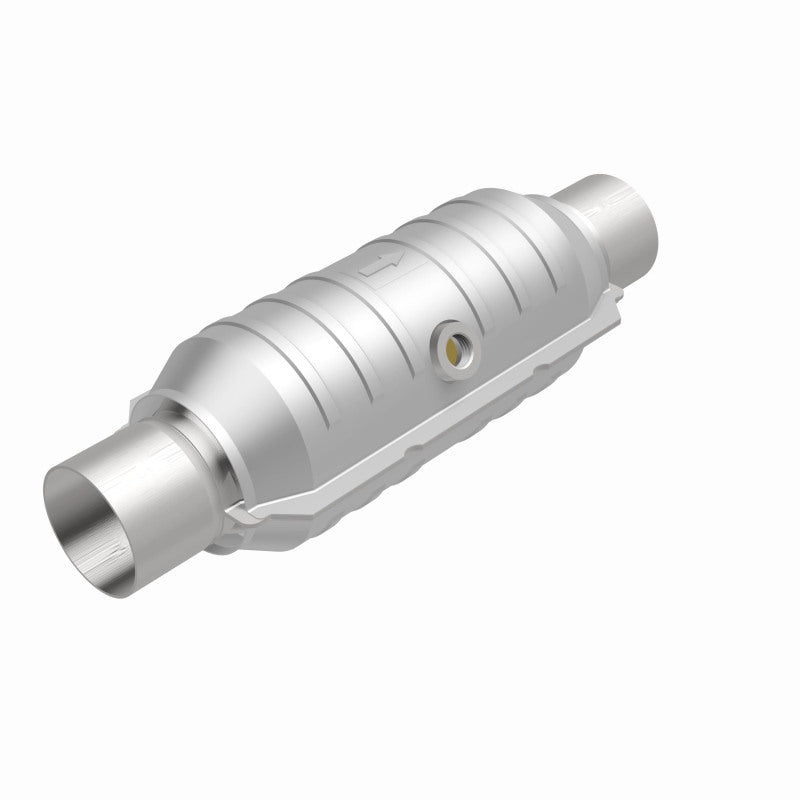 MagnaFlow Conv Univ 2.5in Inlet/Outlet Center/Center Round 11in Body L x 5.125in W x 15in Overall L - 51356