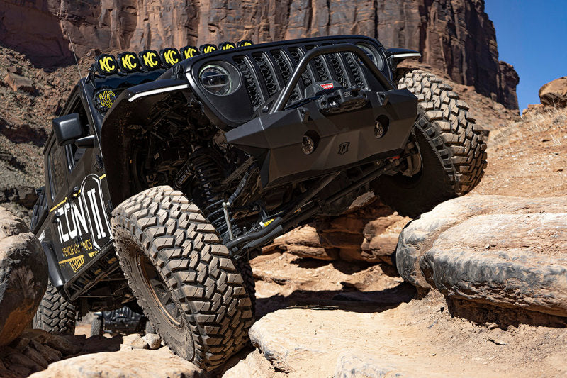 ICON 2018+ Jeep Wrangler JL / 2020+ Jeep Gladiator JT Pro Recessed Impact Front Bumper w/Bar &amp; Tabs - 25244