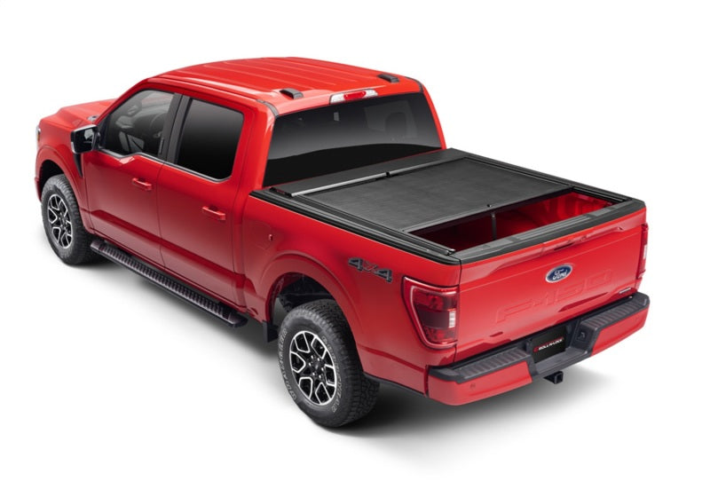 Roll-N-Lock 21-22 Ford F150 (w/o OE Cargo Tracks - 67.1in Bed) M-Series XT Retractable Tonneau Cover - 131M-XT