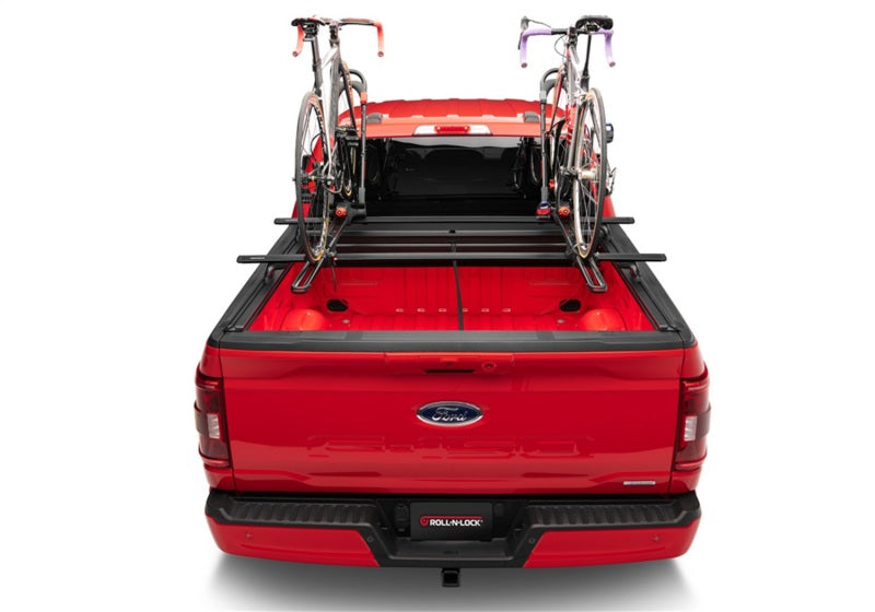Roll-N-Lock 21-22 Ford F150 (w/o OE Cargo Tracks - 67.1in Bed) M-Series XT Retractable Tonneau Cover - 131M-XT